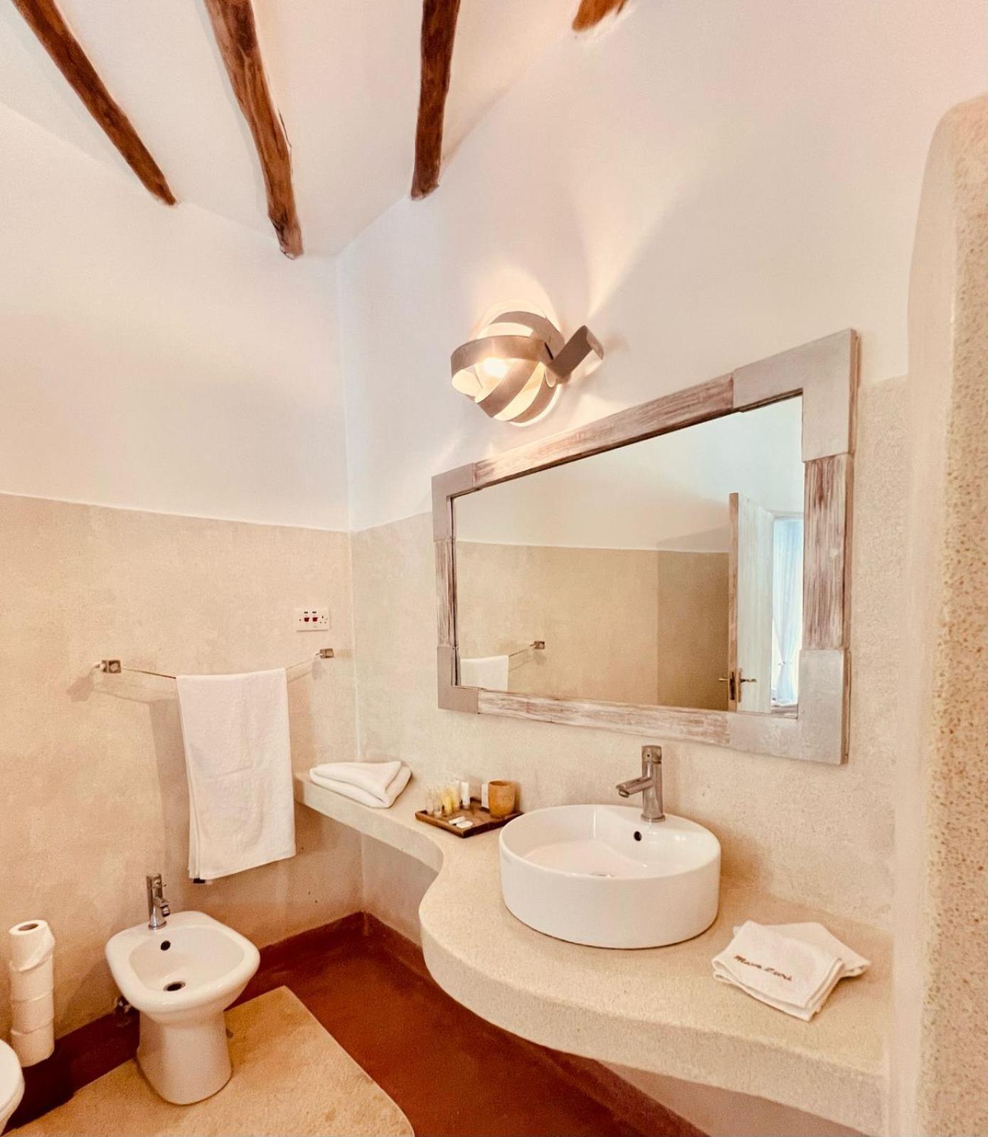 Terrazza Mawe Zuri Resort Watamu Exterior photo